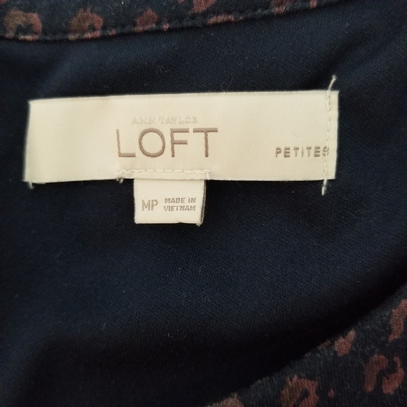 Ann Taylor LOFT- Casual Dress - Medium(Petite) - Picture 5 of 7